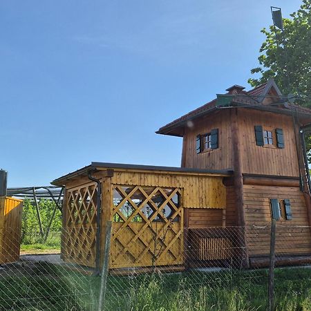 Unique Wooden Holiday House In Nature Lukovica pri Domžalah Zewnętrze zdjęcie