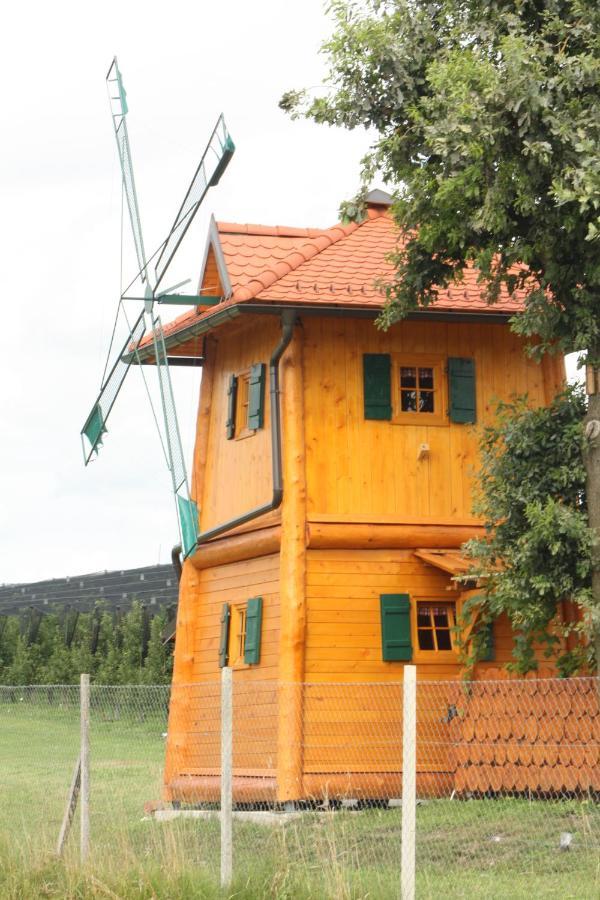 Unique Wooden Holiday House In Nature Lukovica pri Domžalah Zewnętrze zdjęcie