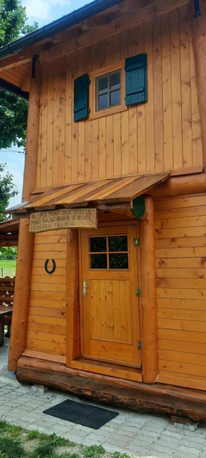 Willa Unique Wooden Holiday House In Nature Lukovica pri Domžalah Zewnętrze zdjęcie