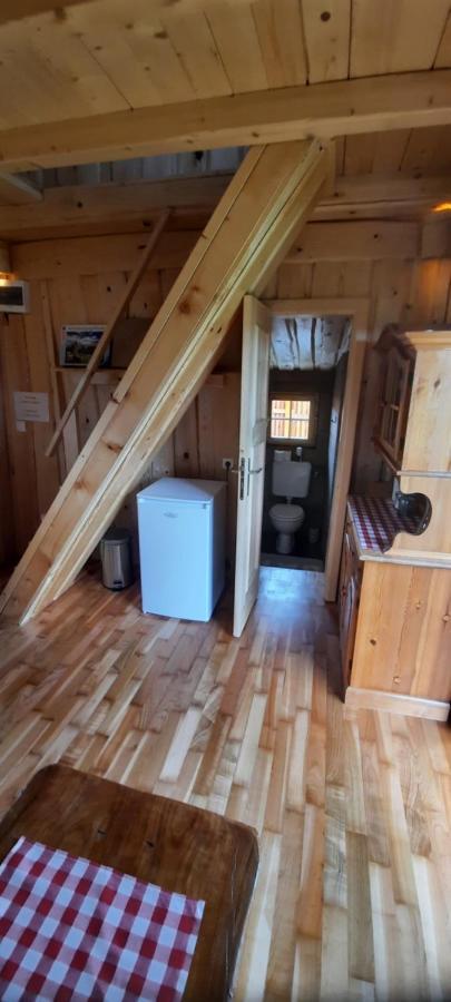 Unique Wooden Holiday House In Nature Lukovica pri Domžalah Zewnętrze zdjęcie