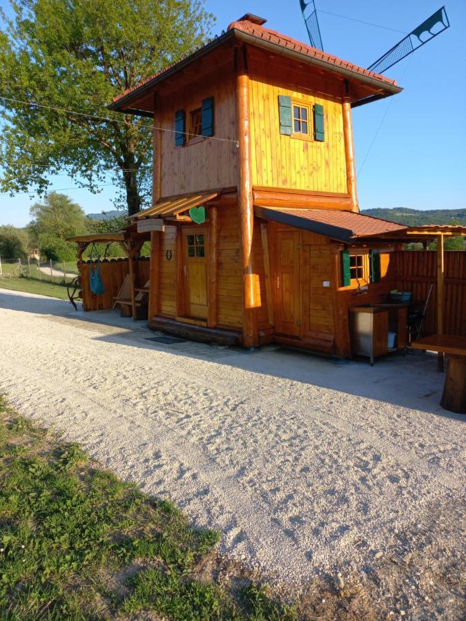 Willa Unique Wooden Holiday House In Nature Lukovica pri Domžalah Zewnętrze zdjęcie