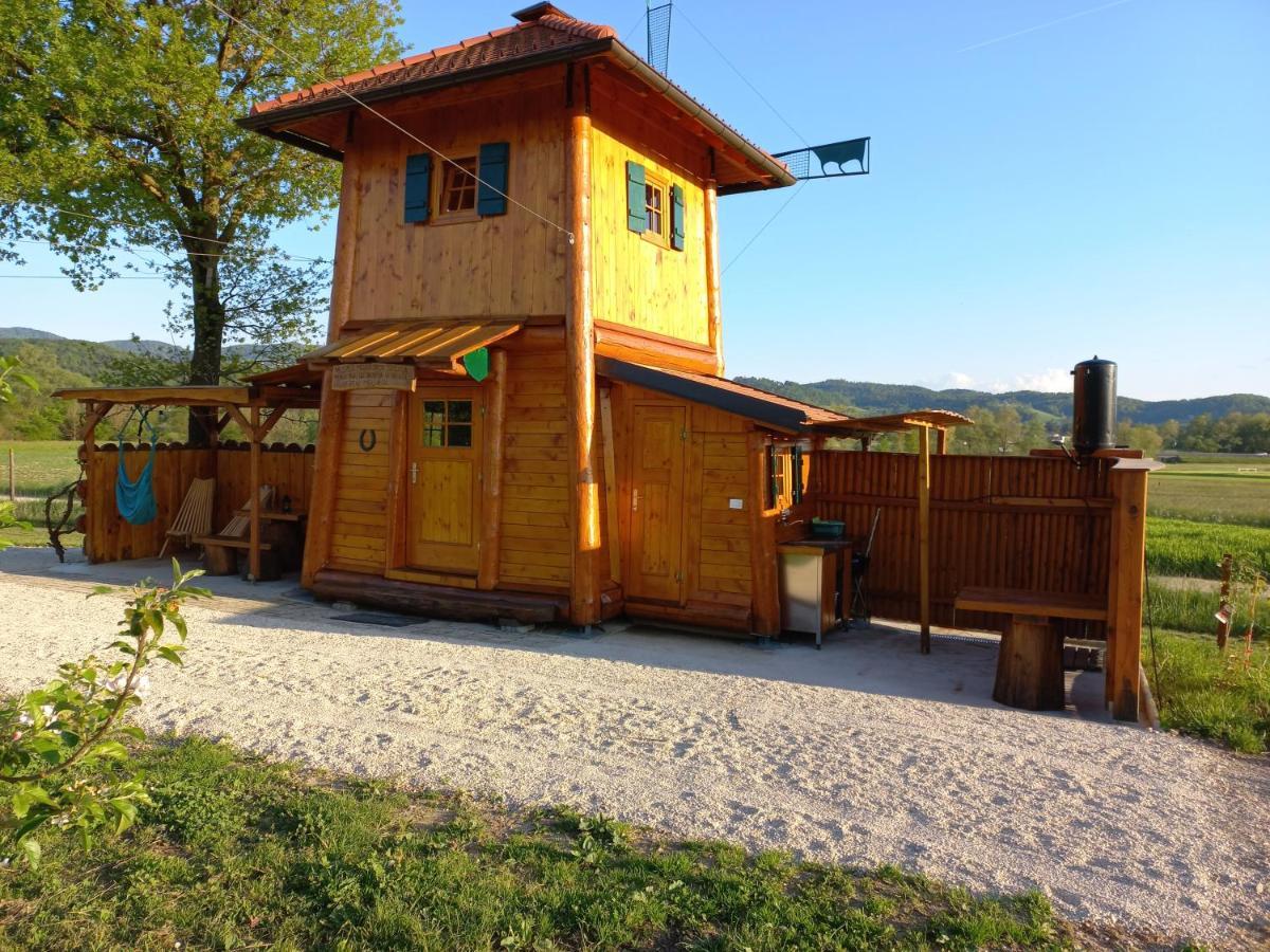 Willa Unique Wooden Holiday House In Nature Lukovica pri Domžalah Zewnętrze zdjęcie