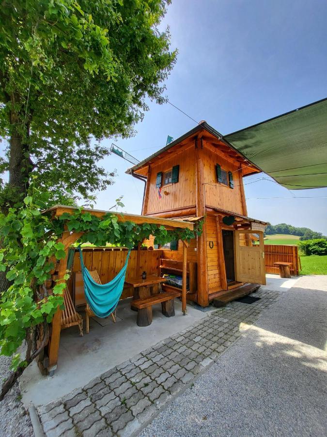 Willa Unique Wooden Holiday House In Nature Lukovica pri Domžalah Zewnętrze zdjęcie