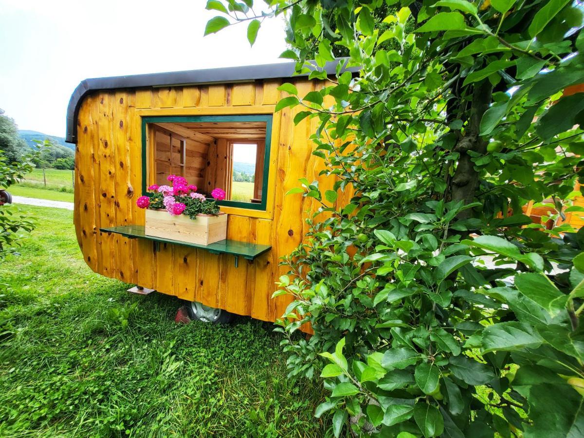 Willa Unique Wooden Holiday House In Nature Lukovica pri Domžalah Zewnętrze zdjęcie