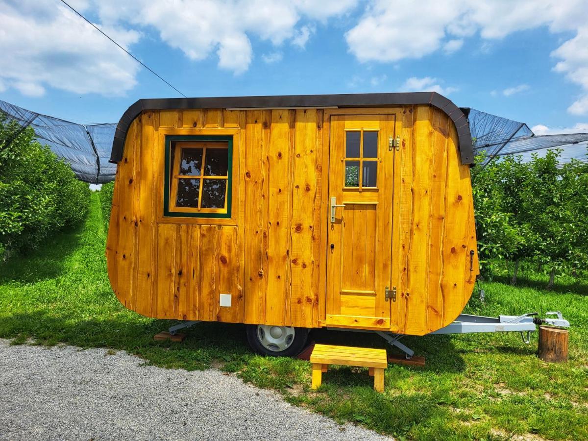 Willa Unique Wooden Holiday House In Nature Lukovica pri Domžalah Zewnętrze zdjęcie