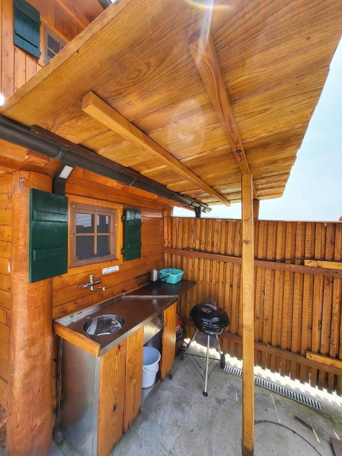 Unique Wooden Holiday House In Nature Lukovica pri Domžalah Zewnętrze zdjęcie