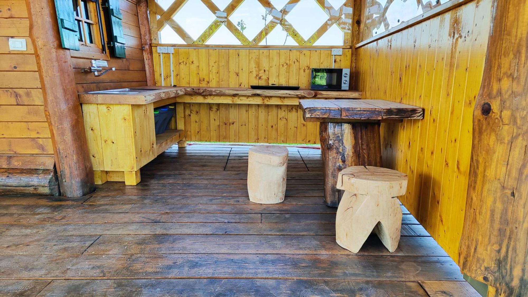 Unique Wooden Holiday House In Nature Lukovica pri Domžalah Zewnętrze zdjęcie